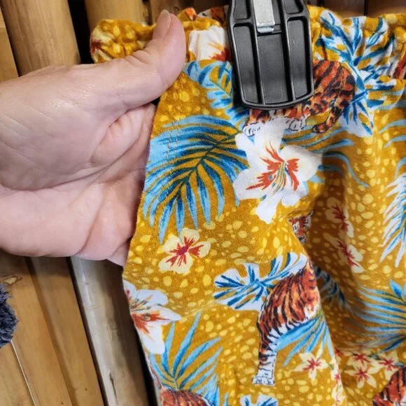Secret Treasures Sleep Shorts Large 12/14 Tiger Floral Yellow - Picture 2 of 4